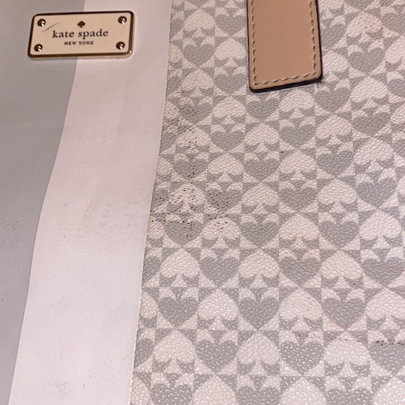 KATE SPADE EXTRA LARGE GRAY/ WHITE COATED CANVAS OVERNIGHT STYLE TOTE - Picture 9 of 9
